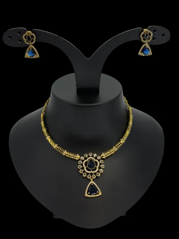 Mehandi_Polish_AD_Necklace_Set_with_Deep_Blue_Stones