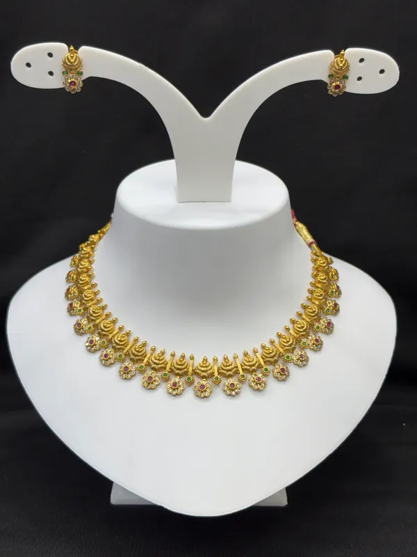 Matt_Gold_Ruby_Peacock_Pearl_Necklace_Set_For_Women