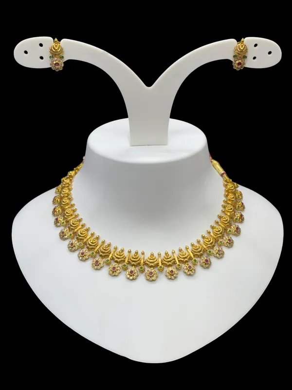 Matt_Gold_Ruby_Peacock_Pearl_Necklace_Set_For_Women
