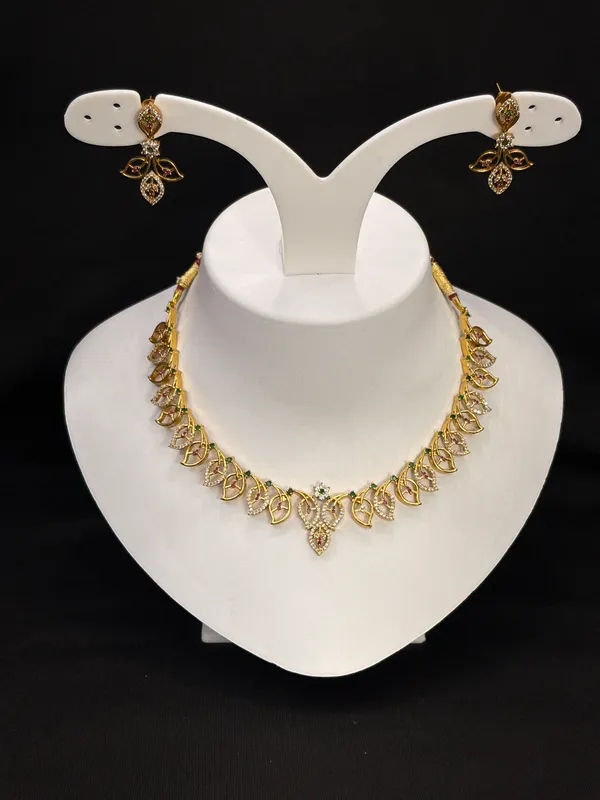 Matt_Gold_Blossom_Radiance_Necklace_Set_For_Women