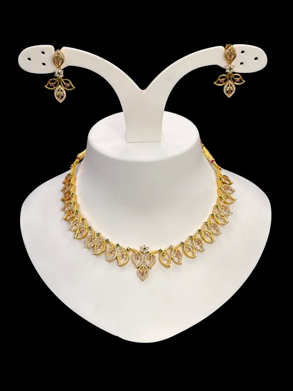 Matt_Gold_Blossom_Radiance_Necklace_Set_For_Women