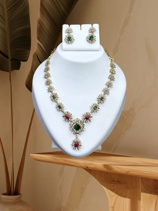 Floral_Radiance_Ruby-Emerald_Necklace_with_Earring_Set_For_Women