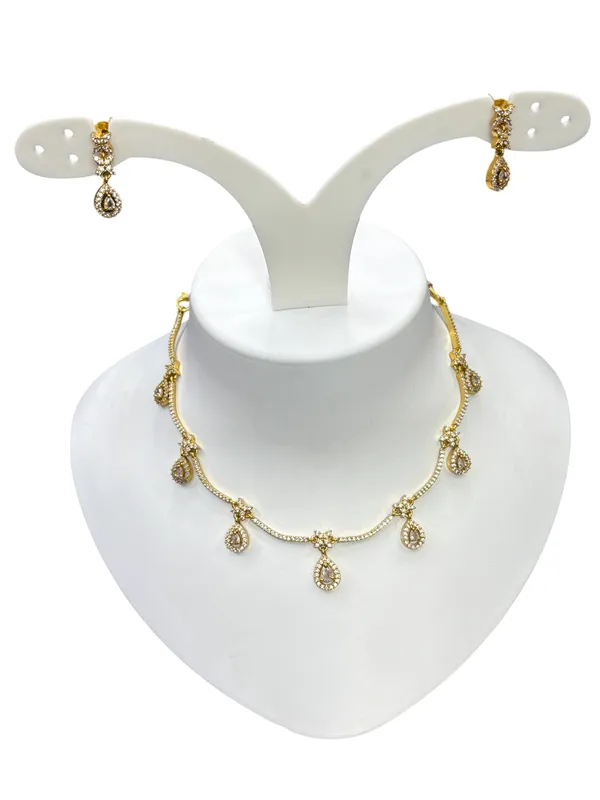 Matt_Gold_Teardrop_Elegance_Necklace_Set_For_Women