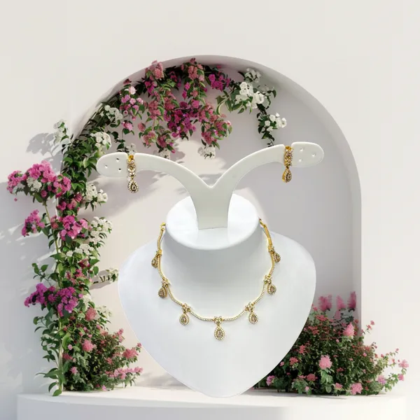 Matt_Gold_Teardrop_Elegance_Necklace_Set_For_Women