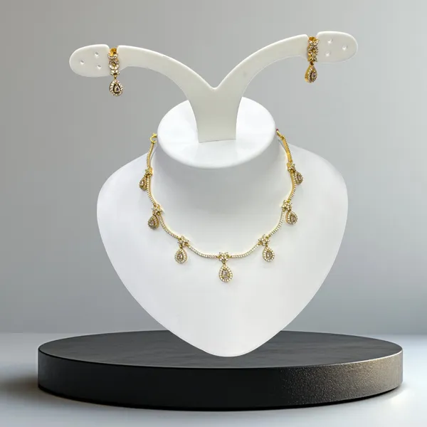 Matt_Gold_Teardrop_Elegance_Necklace_Set_For_Women