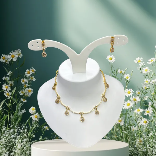 Matt_Gold_Teardrop_Elegance_Necklace_Set_For_Women