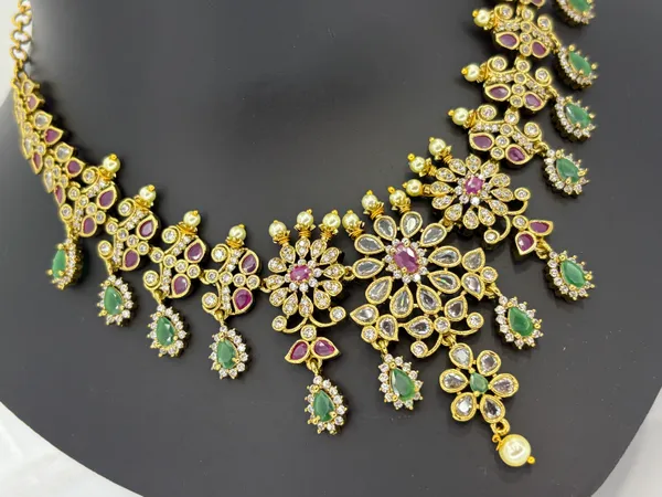 Regal_Emerald_&_Ruby_Bridal_Necklace_Set