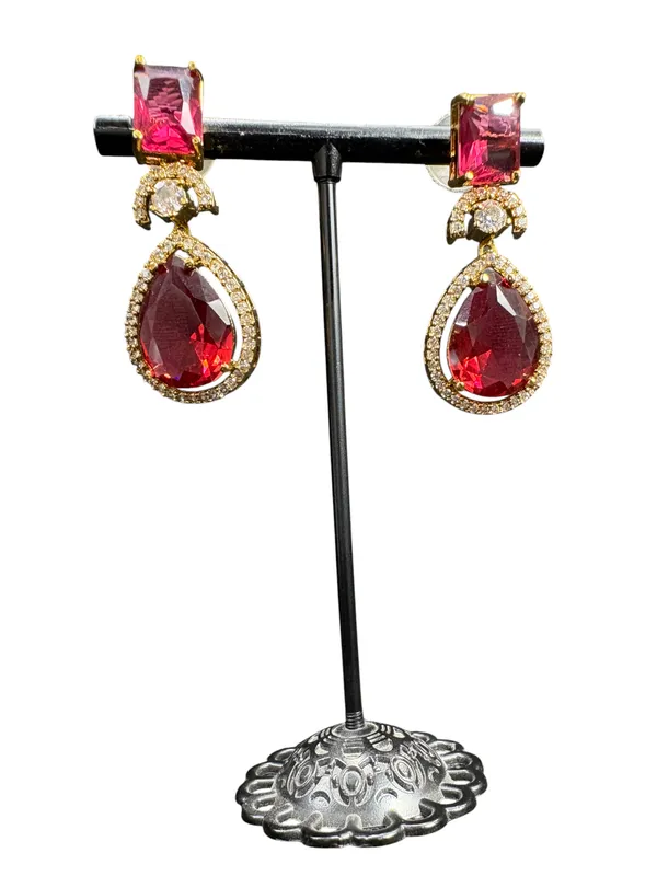 Gold_American_Diamond_Stone_Earring_Set_For_Women