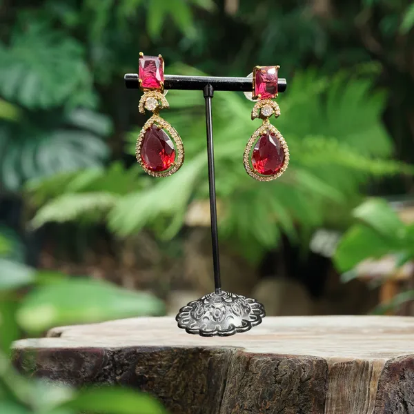 Gold_American_Diamond_Stone_Earring_Set_For_Women