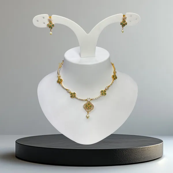 Matt_Gold_Emerald_Blossom_Necklace_Set_For_Women