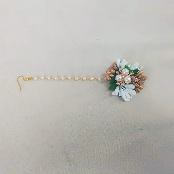 White_&_Gold__Saanvi_Fabric_Flower_jewellery_For_Women