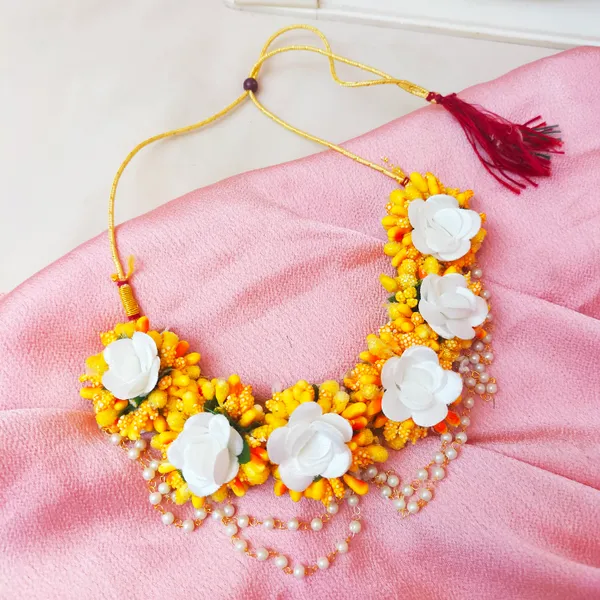 Yellow_&_White__Shura_Fabric_Flower_Jewellery__For_Girls_&_Women