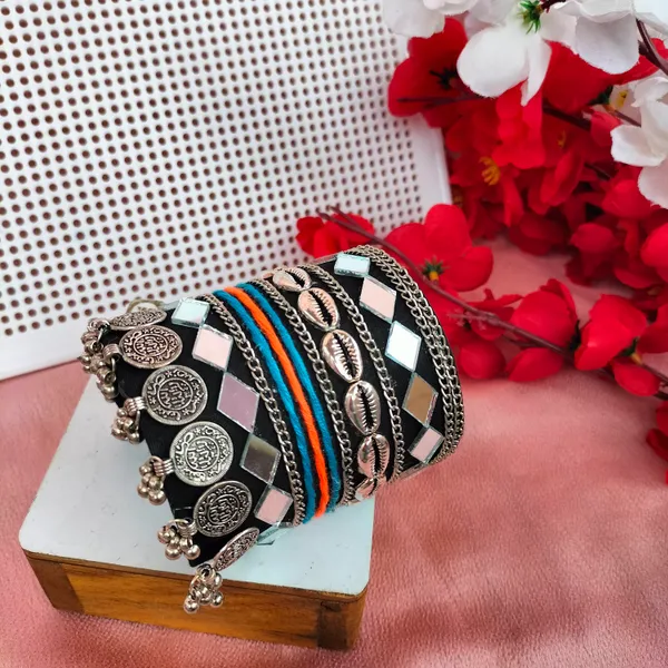 Navrang_ethnic_kada_bangle_for_naratri_festival