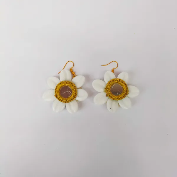 Kawadi_Gold__Sarika_Fabric_Shell_Jewellery__For_Women