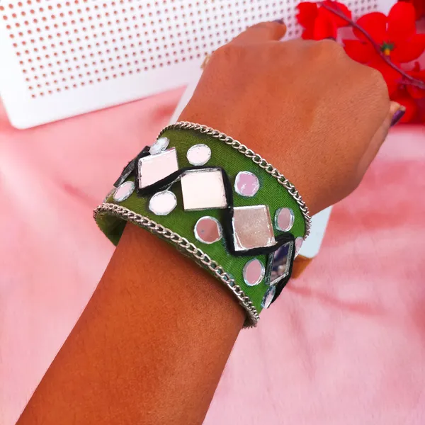 Nritya_Lightweight_Kada_Bangle_for_Garba_night