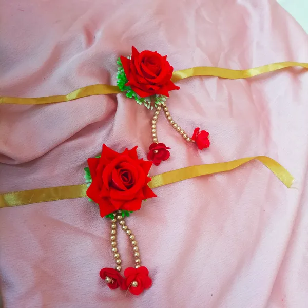 Red_&_Green__Aarvi_Fabric_Floral_Jewellery_For_Women