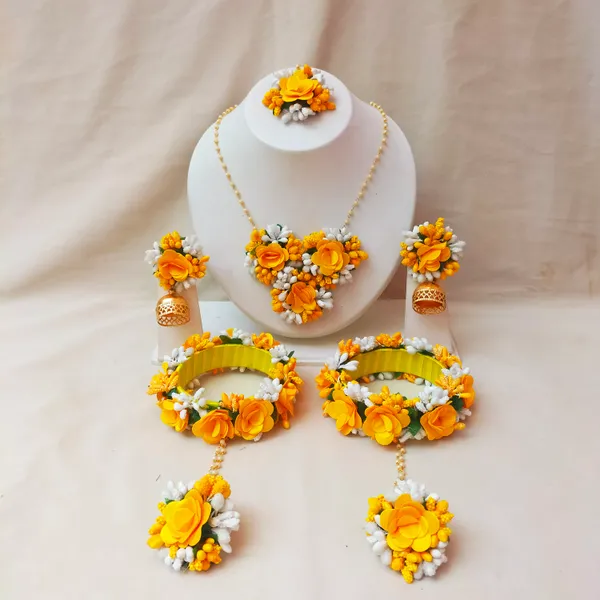 Yellow_&_White_Chain__Sona_Fabric_Flower_Jewellery__For_Women