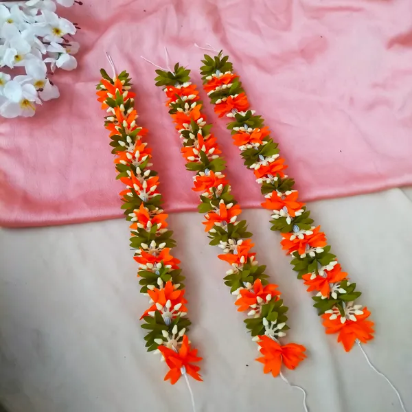 Brisa_Royal_Orange_Bridal_Gajra_for_wedding_and_festive_occassion