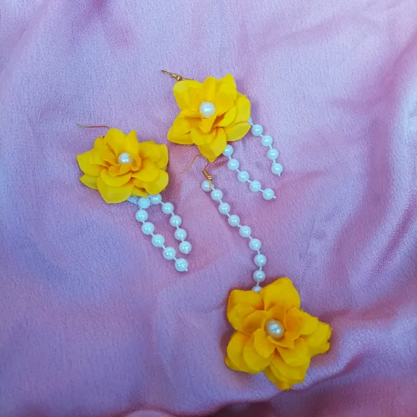 Yellow_Aaradhya_Fabric_Floral_Jewellery_For_Women