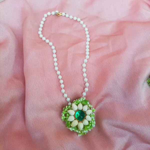 White_&_Green__Aarohi_Fabric_Floral_Jewellery_For_Women