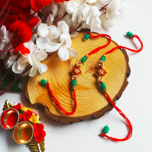 Red_Green_Padma_Rakhi_Bond_&_Blessings