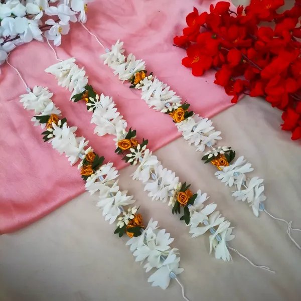 Eveee_Royal_Bridal_Gajra_for_wedding_and_festive_occassion