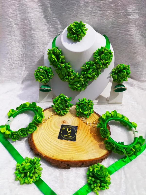 Green_Silk__Shalini_Fabric_Flower_Jewellery__For_Women