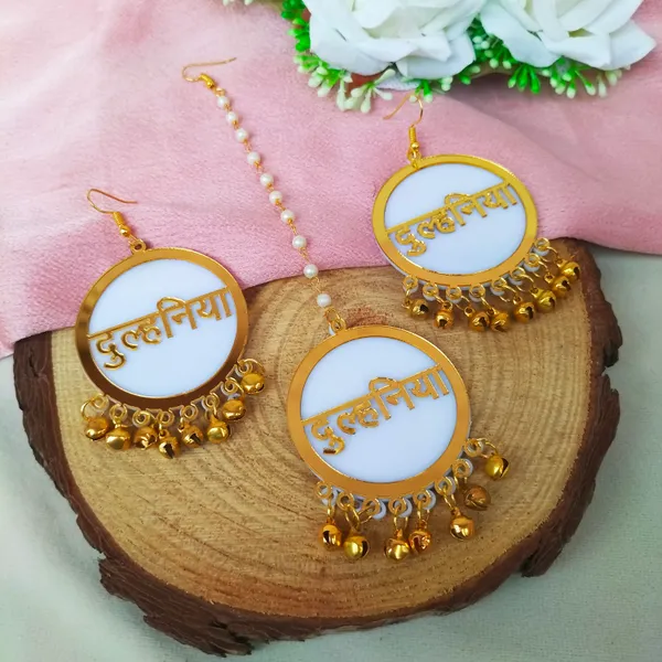 Mihikia_White_Dulhaniya_Earring_and_Maangtikka