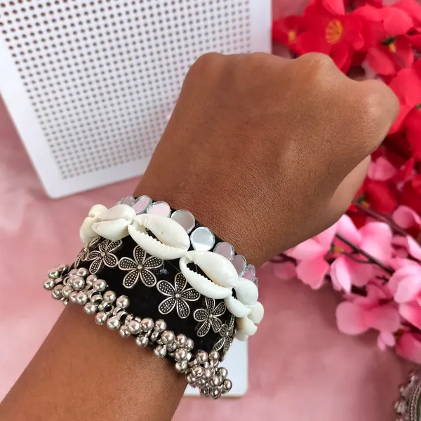 Jivika_ethnic_kada_bangle_for_naratri_festival