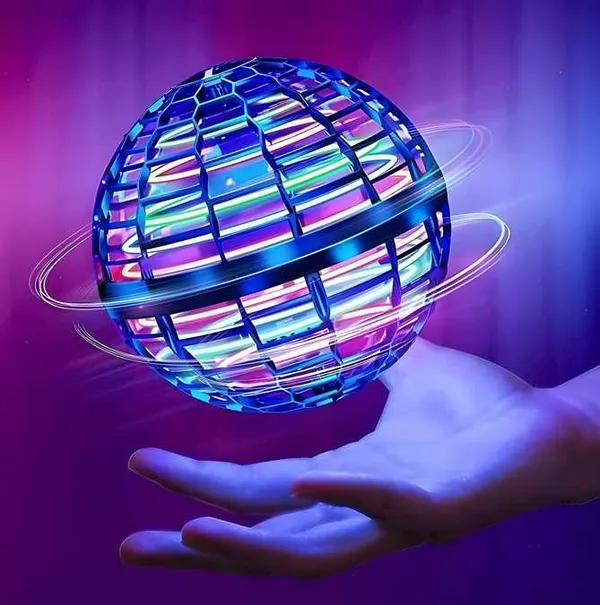 Plastic_Flying_Spinner_Ball_Lightweight_&_Easy_To_Handle