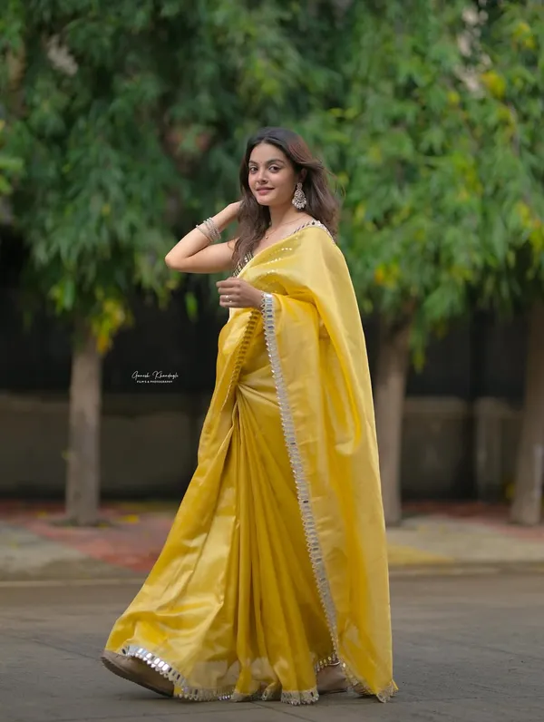 Pure_Fandi_Satin_Silk_Saree_with_Real_Mirror_Work_&_Embroidered_Blouse