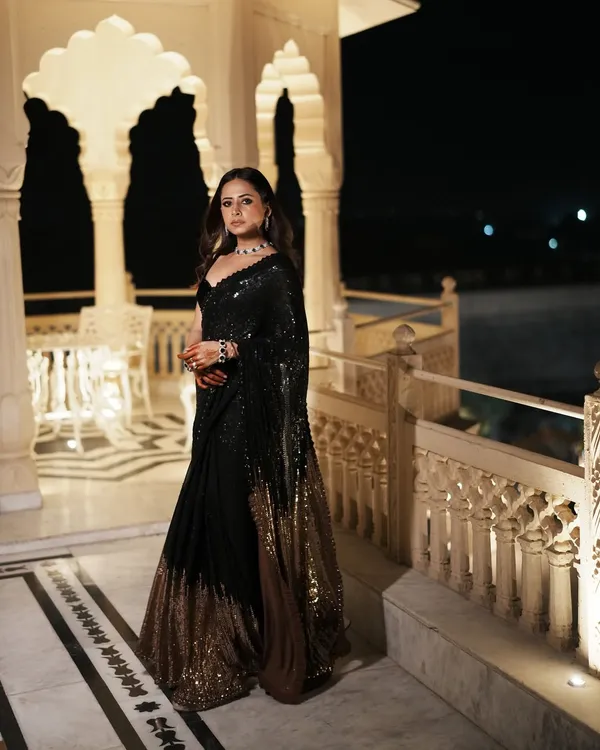 Black_Sequin_Partywear_Saree