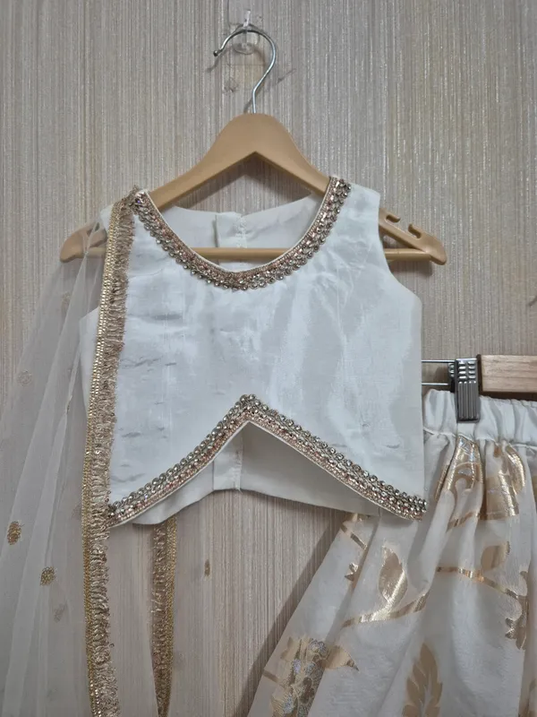 Classy_White_Lehenga_Top_For_Little_Girls