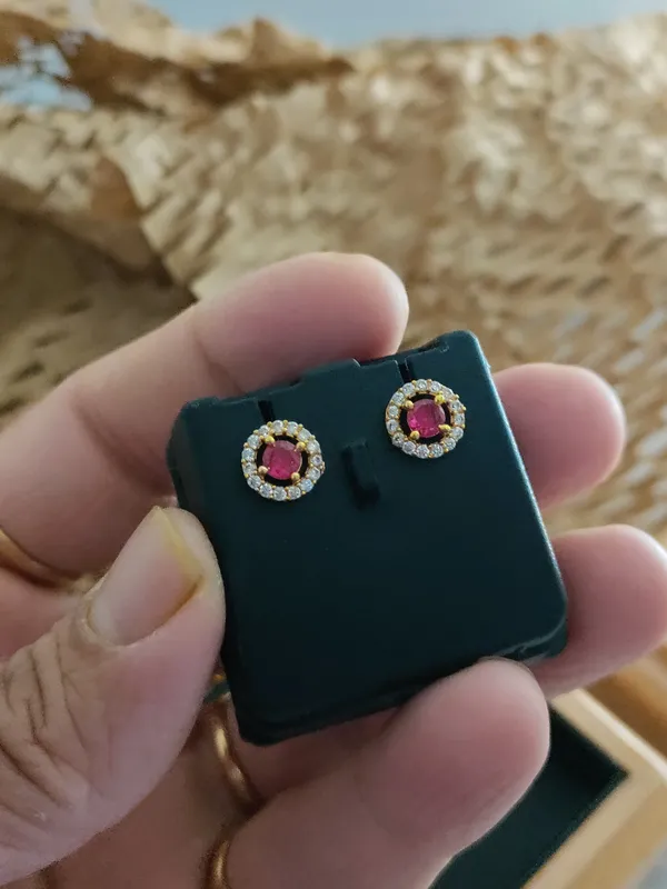 Gold_Brass_Micro_Plating_American_Diamond_Floral_Studs_For_Women