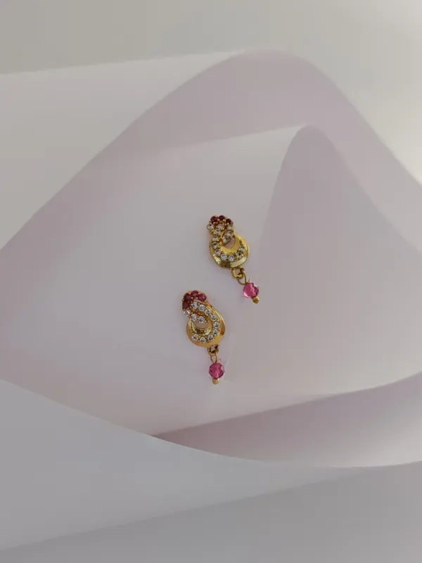 Gold_Brass_Micro_Plating_American_Diamond_Floral_Studs_For_Women