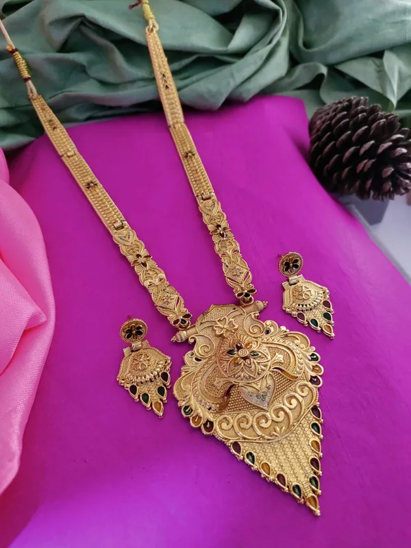 Gold_Brass_Ethnic_Meenakari_Earring_&_Necklace_Set_For_Women