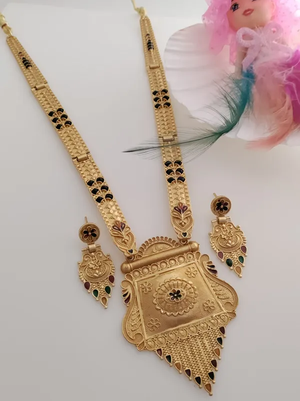 Gold-plated_Brass_Designer_Mangalsutra_For_Women