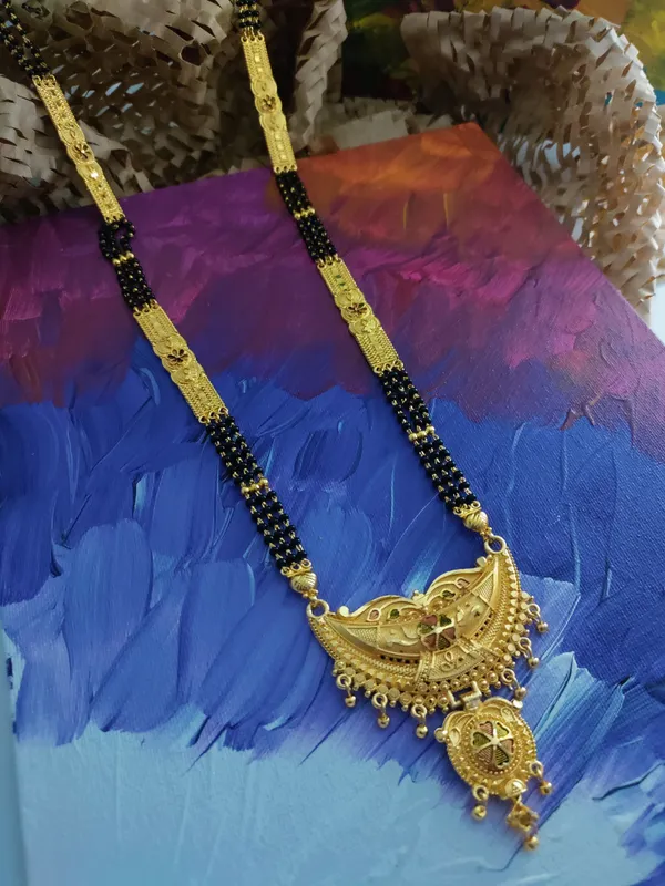 Golden_Tranquil_Matte_Mangalsutra_For_Women