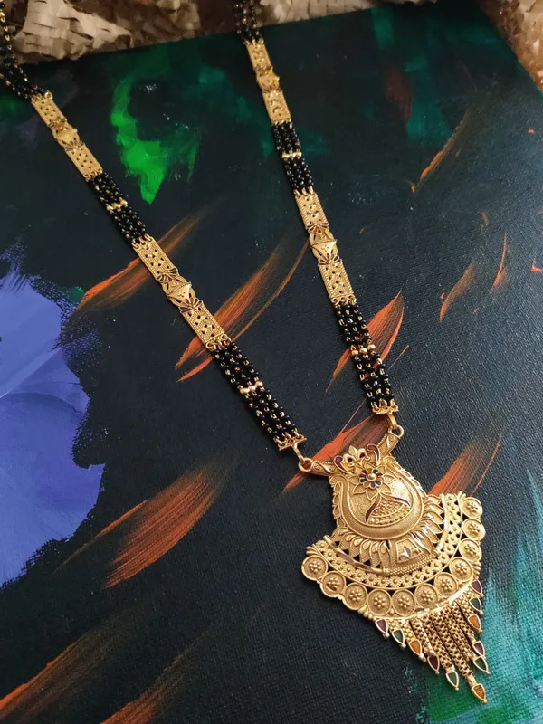 Golden_Tranquil_Matte_Mangalsutra_For_Women