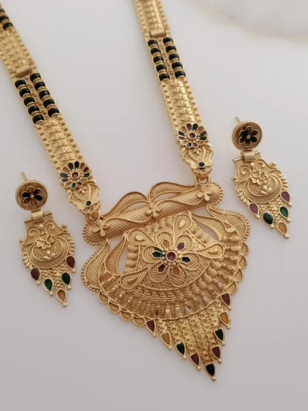 Gold_Brass_Ethnic_Meenakari_Earring_&_Necklace_Set_For_Women
