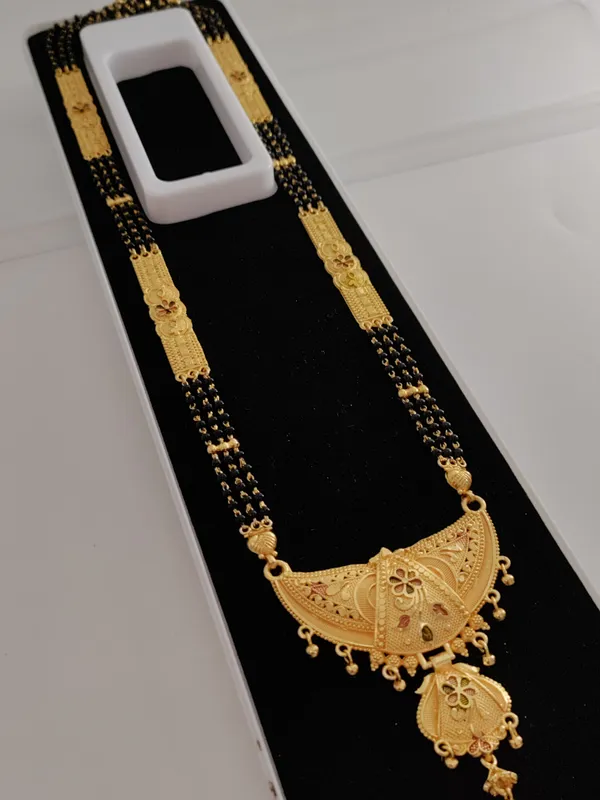 Gold_Brass_Gold-Plated_Mangalsutra_For_Women