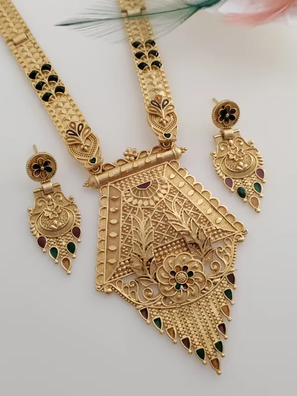 Gold-plated_Brass_Designer_Mangalsutra_For_Women
