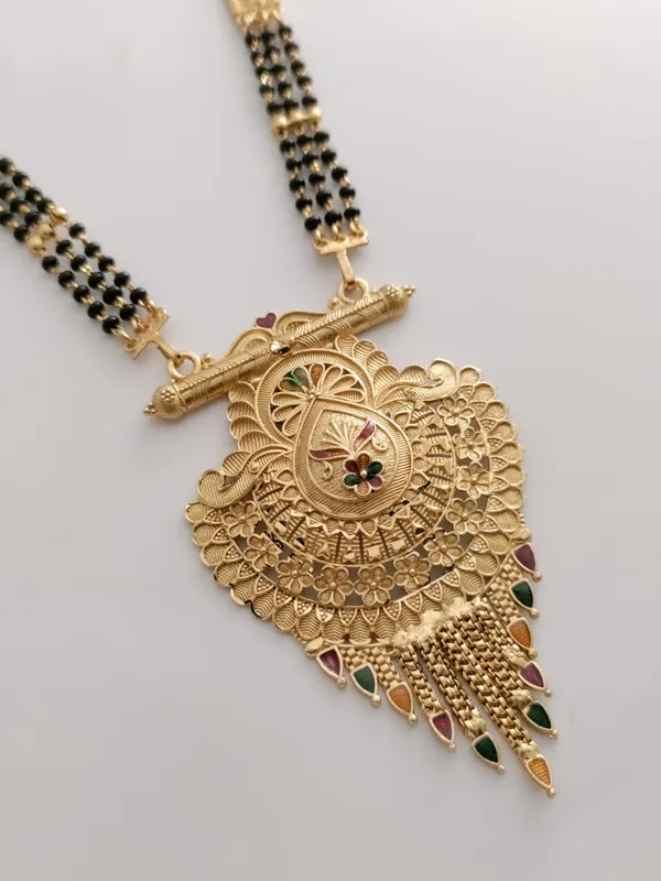 Golden_Tranquil_Matte_Mangalsutra_For_Women