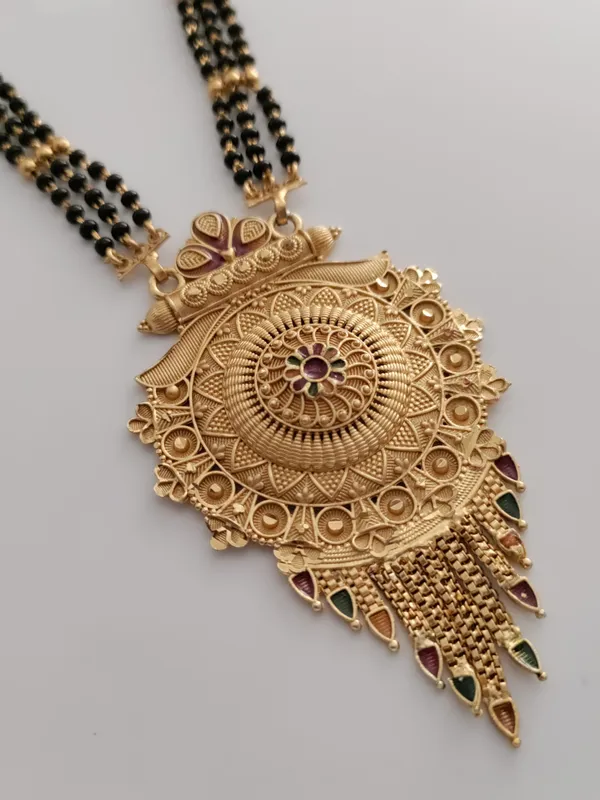 Golden_Tranquil_Matte_Mangalsutra_For_Women