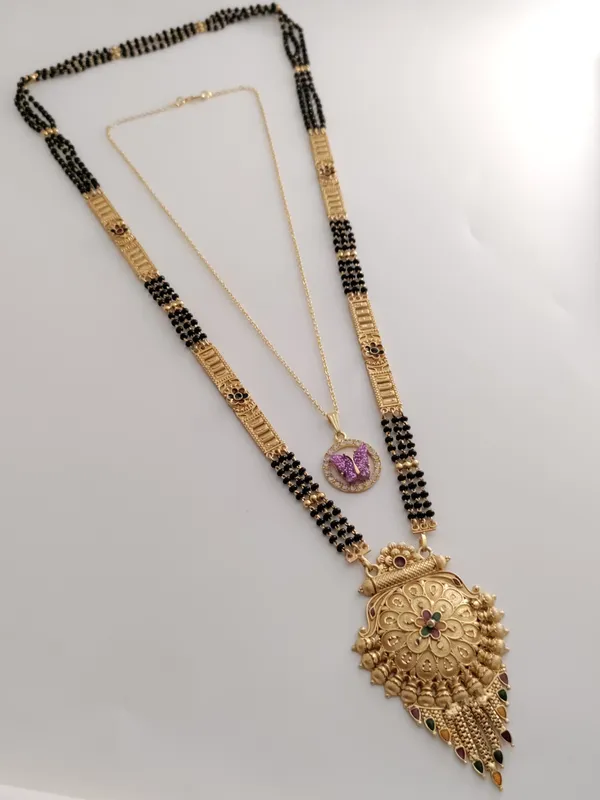 Golden_Tranquil_Matte_Mangalsutra_For_Women