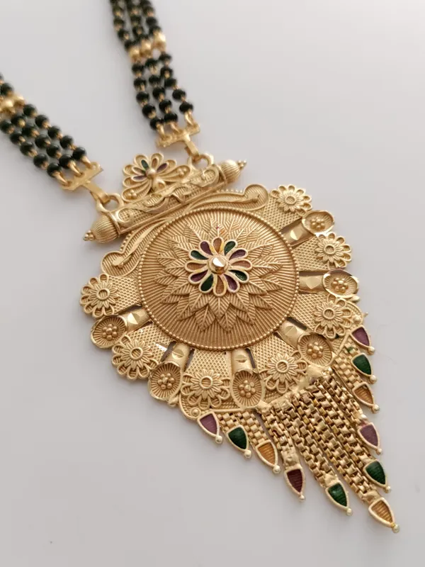 Golden_Tranquil_Matte_Mangalsutra_For_Women