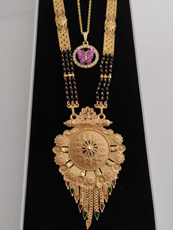 Golden_Tranquil_Matte_Mangalsutra_For_Women