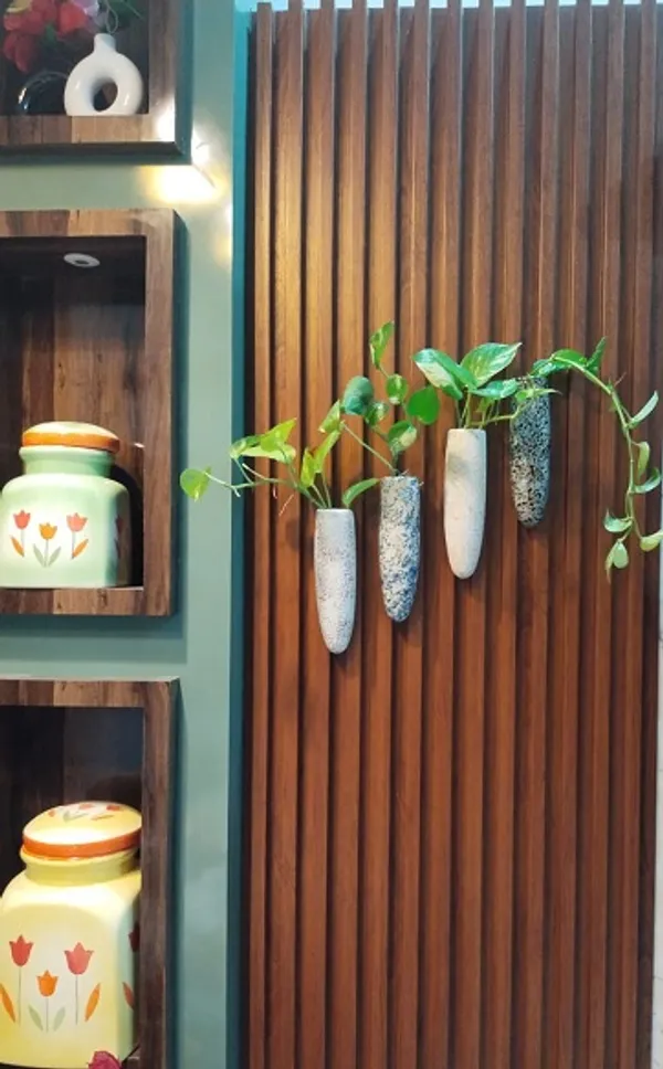 KANHA_ENTERPRISES_Brown_Texture_Ceramic_Wall_Mounted_Planter?Wall_Giri?Indoor_Decorative_Wall_Planter?Living_Room_Ceramic_Decorative_Wall_Giri_(7_Inch)