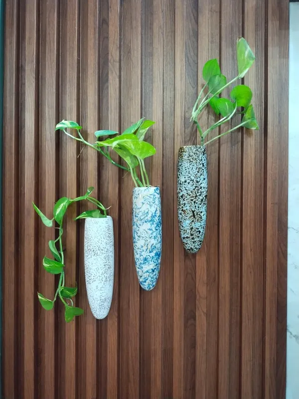 KANHA_ENTERPRISES_Pack_of_3_Multi_Color_Wall_Mounted_Ceramic_Planter?Wall_Mounted_Ceramic_Wall_Giri?Indor_Wall_Decorative_Ceramic_Vase_(7_Inch)_(Blue,_White_&_Brown_Texture)