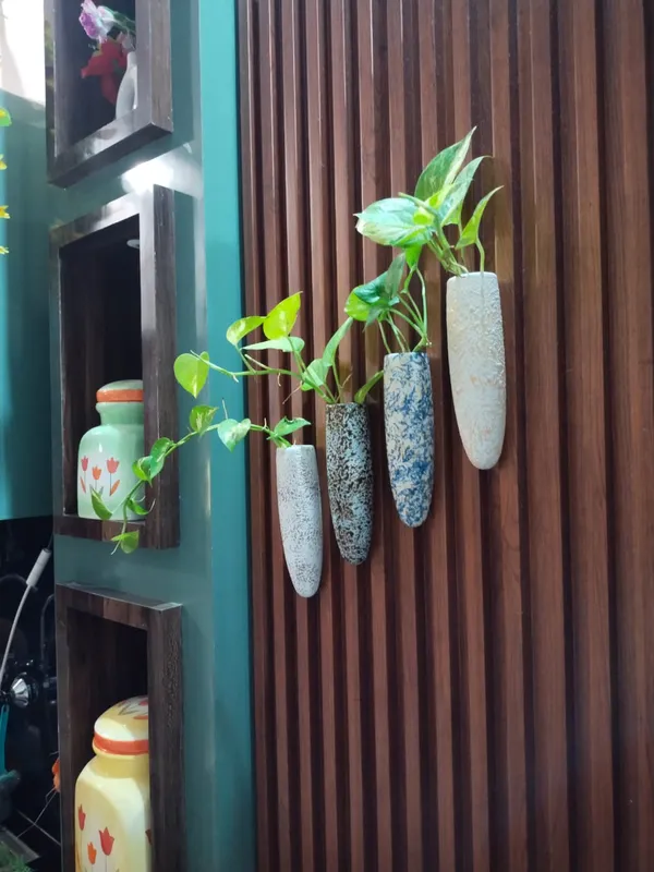 KANHA_ENTERPRISES_Pack_of_3_Multi_Color_Wall_Mounted_Ceramic_Planter?Wall_Mounted_Ceramic_Wall_Giri?Indor_Wall_Decorative_Ceramic_Vase_(7_Inch)_(Brown,_Yellow_&_Blue_Texture)